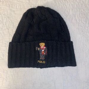 Men’s polo beanie with polo bear